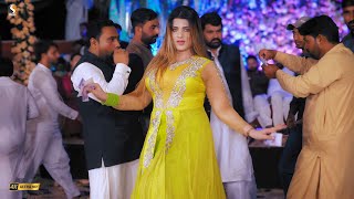 Main Mundri  Urwa Khan Dance Performance 2024 [upl. by Amerd]