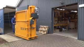 Bramidan Baler B6030 fits through an 8 foot dock door [upl. by Ewald]