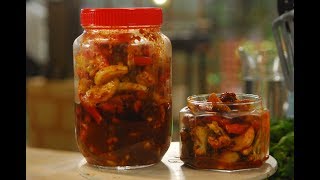 Gajar Gobhi Aur Shalgam Ka Achar  गाजर गोभी शलगम का अचार  Mix Pickle  Sanjeev Kapoor Khazana [upl. by Eicak]