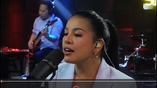 INIIBIG KITA FemaleAila Santos amp R2K Band Version 2023 Cover [upl. by Akli]