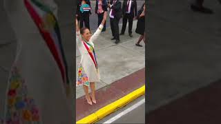 🔴🇲🇽 Ya con banda presidencial sale Claudia Sheinbaum de San Lázaro luego de rendir protesta [upl. by Ellingston]