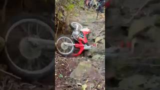 manobra radical na trilha de moto off roia hardenduro kkkkkkkkkkkkkkkkk [upl. by Johnath981]