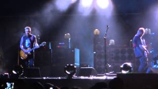 Pearl Jam  Chloe DancerCrown of Thorns  Sydney Big Day Out 2014 [upl. by Feil]