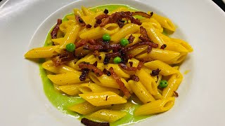 PastaMezze penne con piselli e finta carbonara Una delizia [upl. by Fabio]