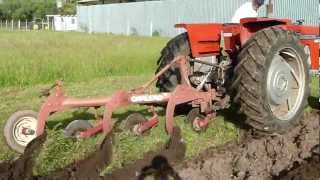 Tractor Massey Ferguson 265 [upl. by Wheaton683]