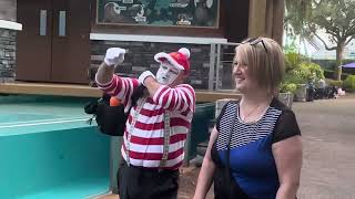 Tom The SeaWorld Mime Entertaining at SeaWorld Orlando [upl. by Eleonore]