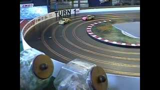 Cloverleaf Raceway Mid South Hobbies in Memphis slot car races [upl. by Brunn]