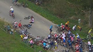 Énorme Chute Liège Bastogne Liège 2022  Julian Alaphilippe pris dans la Chute  Cyclisme [upl. by Ardenia363]