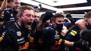 Red Bull Garage Reacts to Abu Dhabi GP FINAL LAP [upl. by Eirffej430]