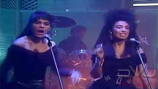 Climie Fisher Love Changes Everything Intro Live [upl. by Akinahc364]