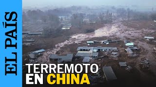 CHINA  Un terremoto de magnitud 62 sacude parte de la provincia de Gansu  EL PAÍS [upl. by Marylee190]