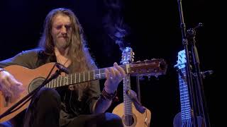 Estas Tonne ♫ Guitar Classic  Bie Zhi Ji ♫ 别知己 [upl. by Okeim]