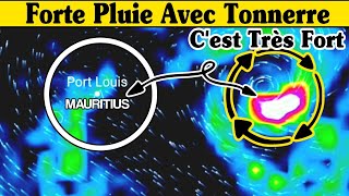 Regarde maintenant  Forte pluie avec tonnerre  Cela ressemble à une très forte tempête [upl. by Eniortna]