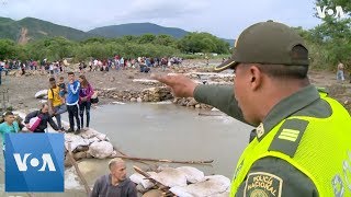 Colombia Police Block Venezuela Immigrants [upl. by Enaira72]