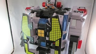 Retro Review Delta Command Megazord Power Rangers SPD [upl. by Muriah]