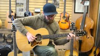 Exploring the Collings C10 at Acoustic Music Works [upl. by Loredana]