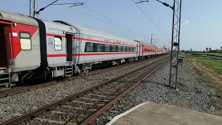 22807 SRC  MAS AC SF EXPRESS passing at Kolakaluru hauled by AJJ WAP4 [upl. by Gernhard]