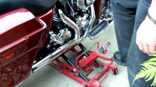 Using a motorcycle jack 1 [upl. by Oeramed]