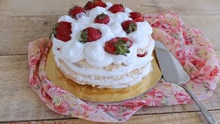 Torta di meringa crema e fragole senza glutine [upl. by Atiana]