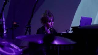 Poppy Ackroyd UK Feathers live  Jazz Tibet Club 27 11 2017 [upl. by Kemppe149]