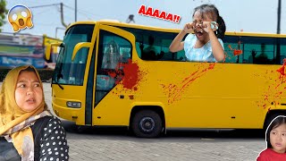 BAYI LUCU DICULIK BUS BERHANTU PAS DI MINIMARKET  MAMAH KAGET [upl. by Joerg]