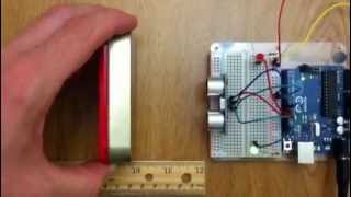 Simple Arduino and HCSR04 Example [upl. by Chemesh]