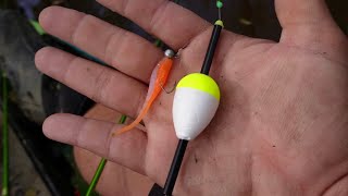 How To Catch CREEK CRAPPIE With JIG amp BOBBER CRAPPIE Fishing 101 [upl. by Einatsed218]