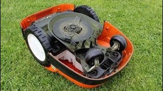 STIHL IMOW rmi 422 p del 2 robotgräsklippare byte av kniv [upl. by Ainesey]