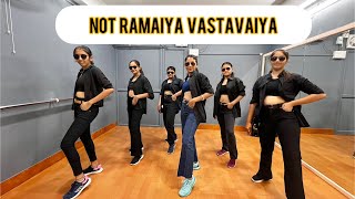 Not Ramaiya Vastavaiya  Jawan  Shahrukh Khan  Danc Cover  Piyali Saha  PDA [upl. by Olsson447]