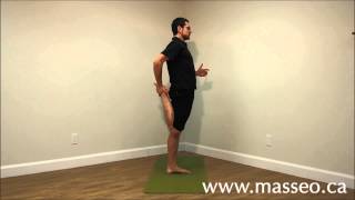 31  Masseo  Étirement des Quadriceps en position debout [upl. by Noloc]