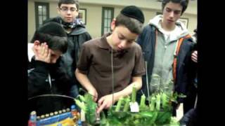 Yechiva Yavne  Concours de Hanoukia  Hanouka 5770 [upl. by Kciwdahc]