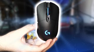 Logitech G703 Lightspeed Wireless Gaming Mouse WHero 25K Sensor Review [upl. by Ping]