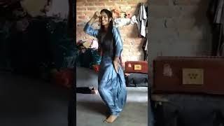 sajan sajan teri dhulhaun sajhungi💕❣️dance likecommentsviralsubscribe [upl. by Yemerej]