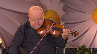 Kalle Moraeus – Venjan  Lotta på Liseberg TV4 [upl. by Landbert]