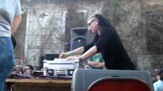 Skrillex live quotYESSSSS OHHH MAHH GODquot SXSW 2011 [upl. by Latsyk912]