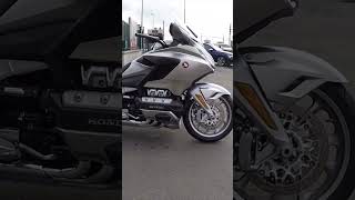 la fiche technique de la Goldwing 2023 [upl. by Aicemaj]