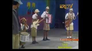 Hagos Suzinino Comedy quotGodena Minbarquot  2013 Bahti Meskerem Concert [upl. by Alenoel]