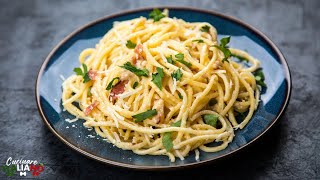 Come preparare una CARBONARA PERFETTA 🍝 Ricette Italiane [upl. by Pudens931]