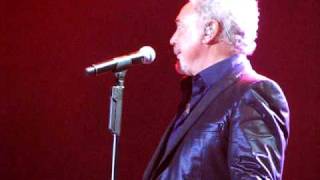 Save the Last Dance for Me  Tom Jones  LG Arena  October 2009  Live [upl. by Marcel]