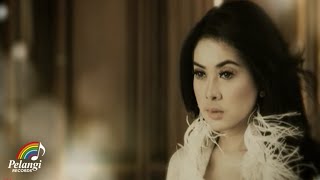 Syahrini  Sesuatu Official Music Video [upl. by Nomyad]