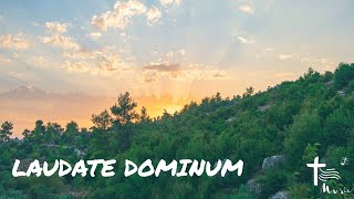 Laudate Dominum — Petits chanteurs à la croix de bois [upl. by Reitman]