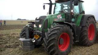 FENDT 820  Kerner Cultivator Komet [upl. by Ahtnahc]