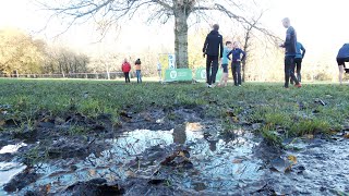 Rennen door de blubber en het drassige gras van het Dijkgatbos [upl. by Aeynod]