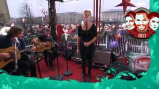 Petra Marklund  Händerna mot himlen Live  Musikhjälpen 2013 [upl. by Anitsuj583]