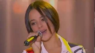 Alizée  Gourmandises Live 2001122  Les petits anges de Noël  Childrens Show  France 2 [upl. by Neenaj]