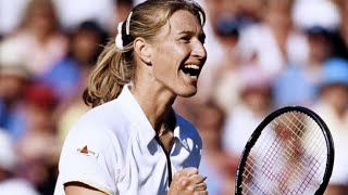 Tenis Maçının Ortasında Evlilik Teklifi Steffi Graf Bir Hayranını Reddediyor [upl. by Torbart]