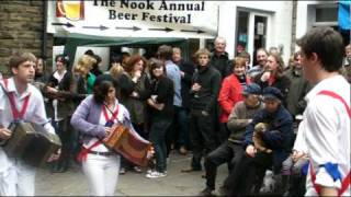 Holmfirth Festival Of Folk  Sun 9 May 10 6  Nook  Dance MP4 [upl. by Aneehsal]