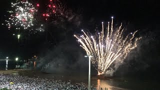 Queima de fogos GuarapariES na Praia do Morro quase 16 minutos  Reveillon 2020 [upl. by Almeria]