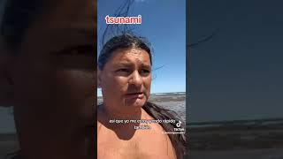 Turista fue a Las Grutas y creyó que se estaba formando un tsunami [upl. by Sweet]