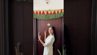 Never seen before banana leaf toranam 😍 toran toranam torandecoration diy diwalidecor [upl. by Yrreg]